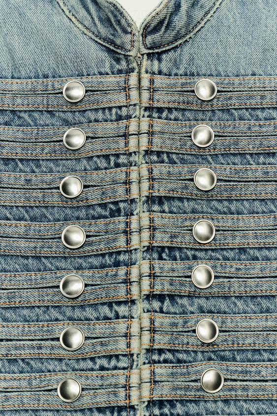 Veste en denim TRF cintrée à boutons