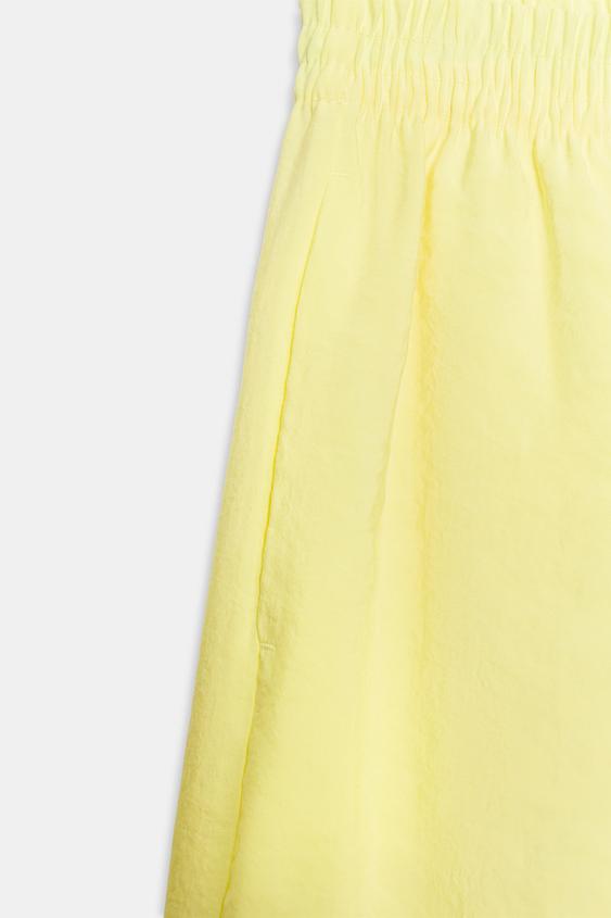 Short fluide à taille élastique