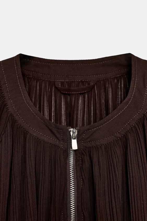 Veste en organza plissée