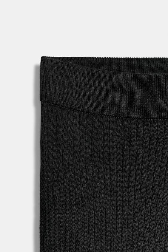 Pantalon large en maille côtelée