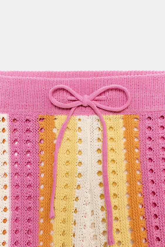 Short en maille ajourée à rayures
