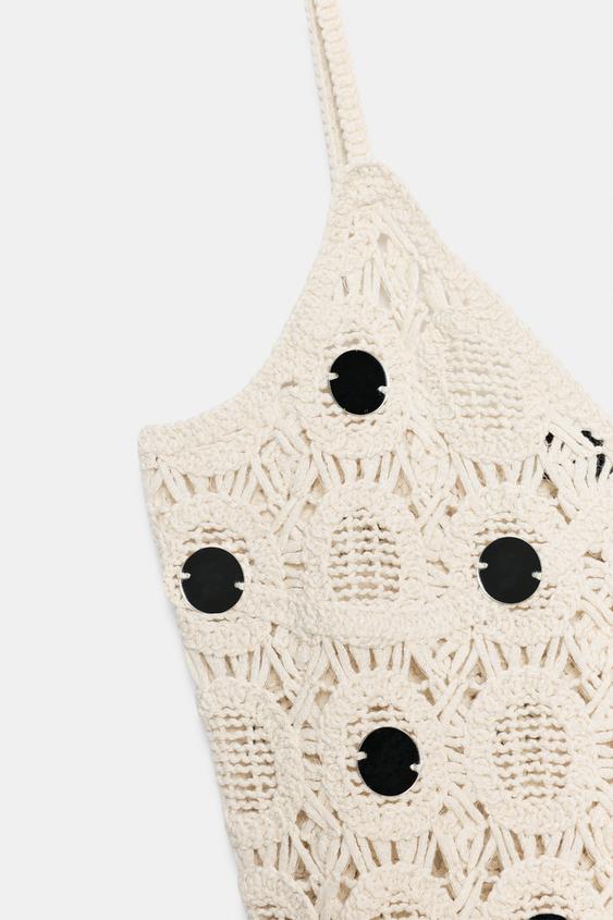 Robe en maille à miroirs et franges