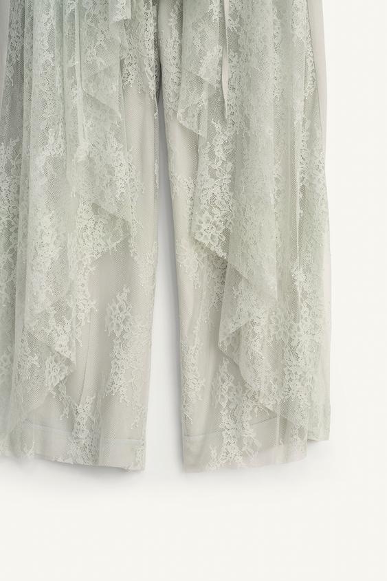 Pantalon contrasté en dentelle Édition limitée