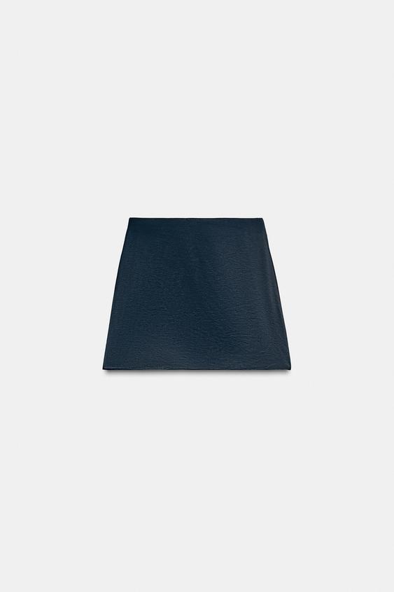 Jupe mini satinée contrastée en dentelle