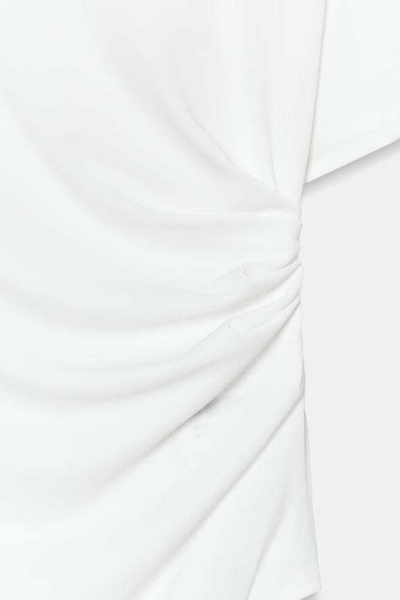 Top drapé asymétrique