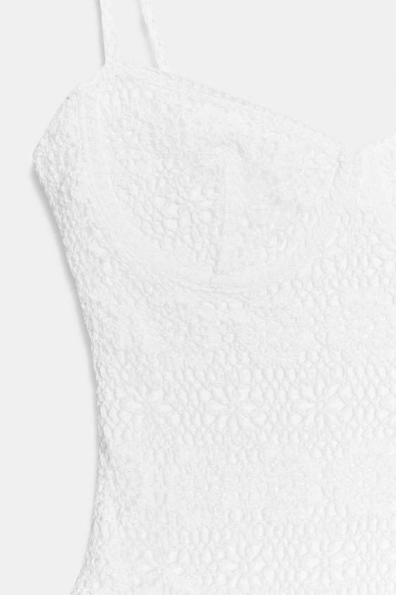 Robe courte au crochet