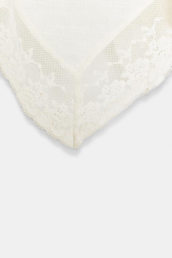 Top effet cape en dentelle