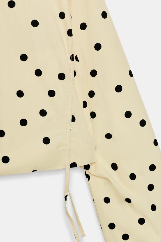 Veste à fronces à pois