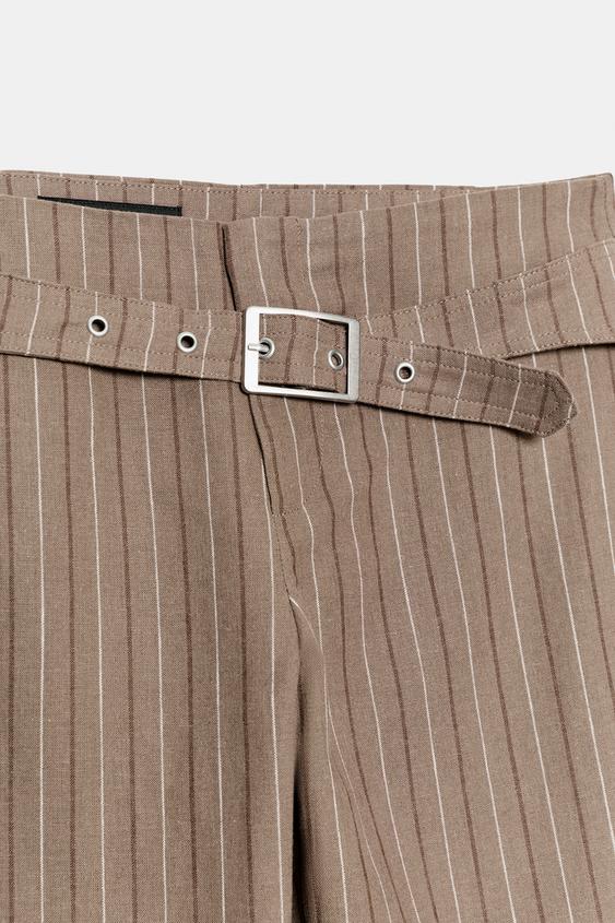 Pantalon évasé à rayures et boucle