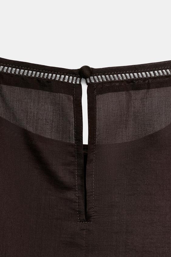 Top brodé à entre-deux