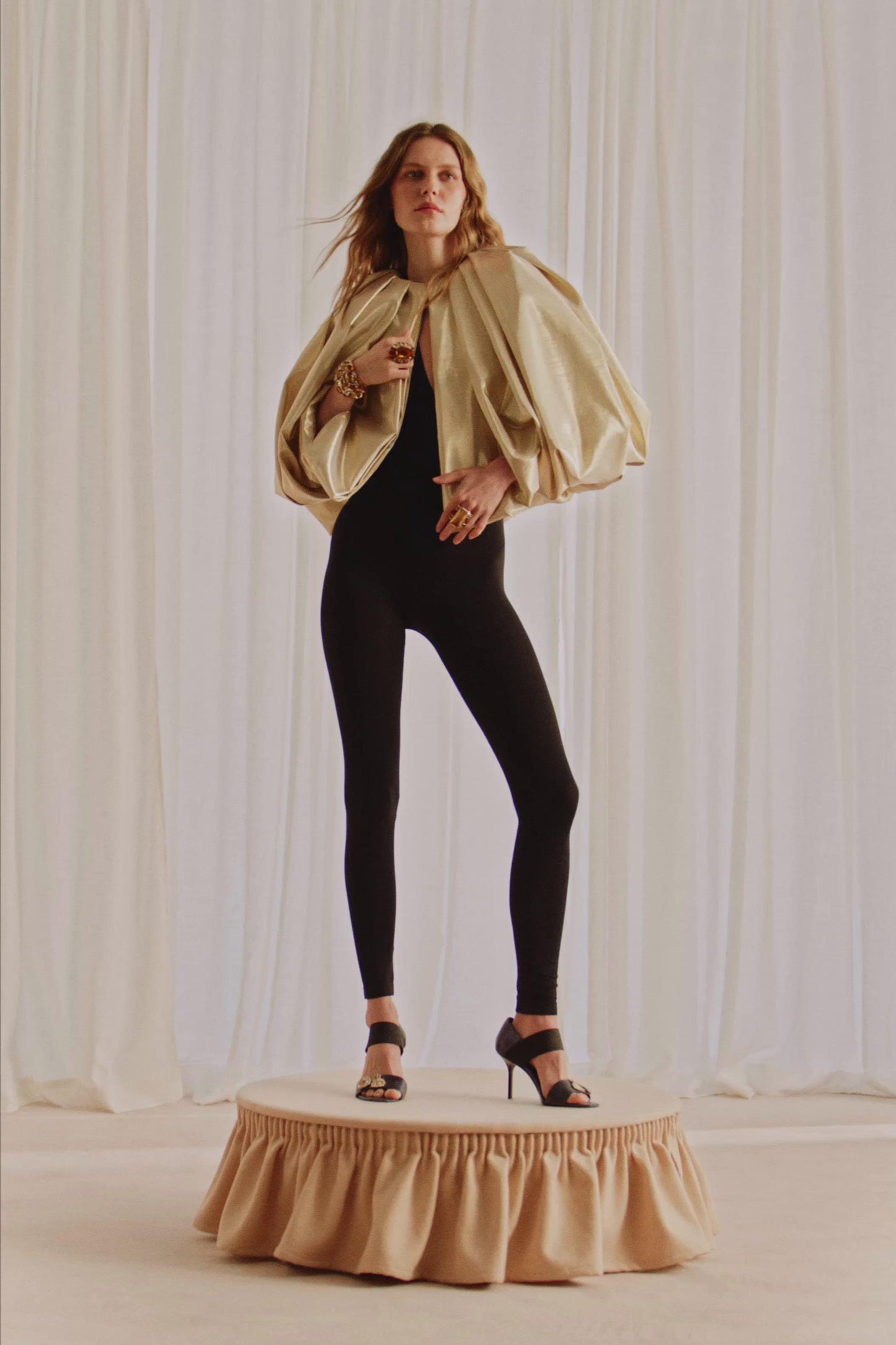 Combinaison dos-nu sans coutures Marisa Berenson x Zara