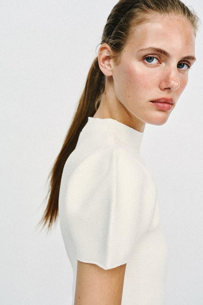 Top en maille à manches bouffantes