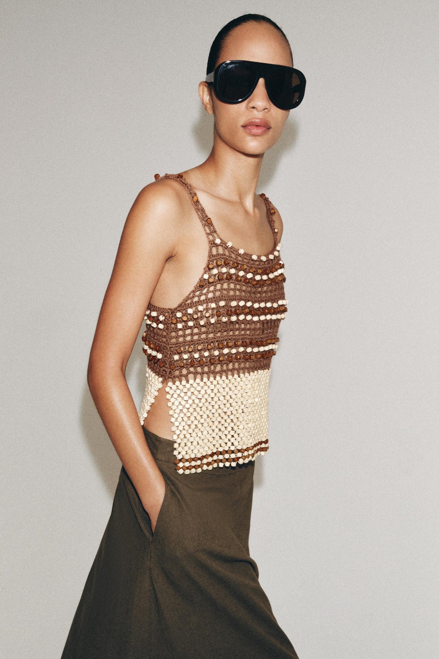 Top en maille au crochet à perles