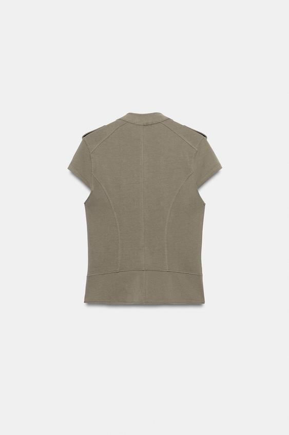 Gilet à fermeture zippée et boutons