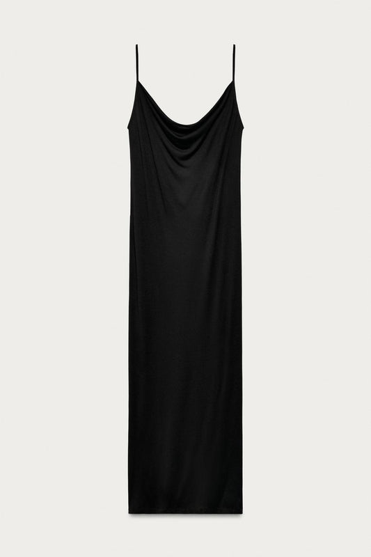 Robe longue drapée Marisa Berenson x Zara