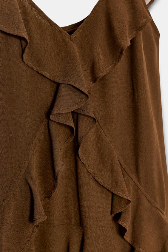 Robe courte à volants