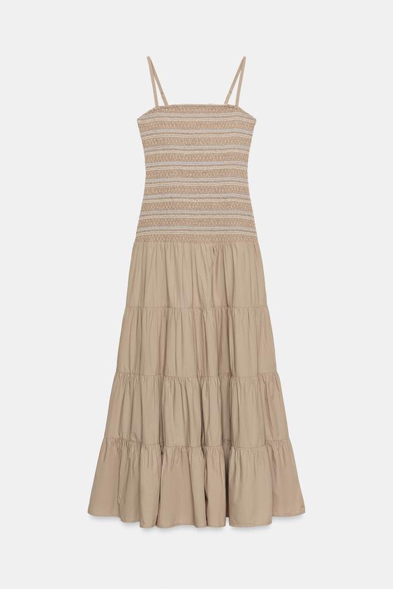 Robe midi smockée et brodée