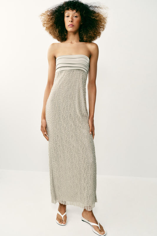 Robe bustier à perles