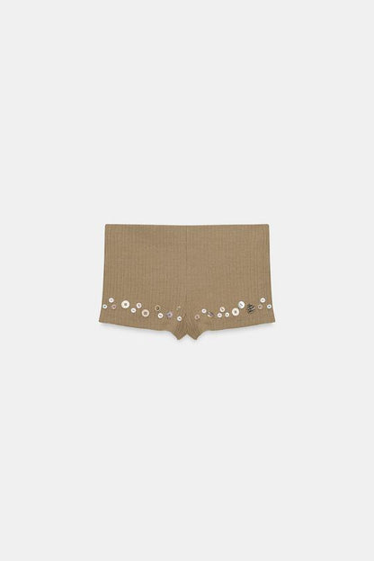 Short côtelé à boutons