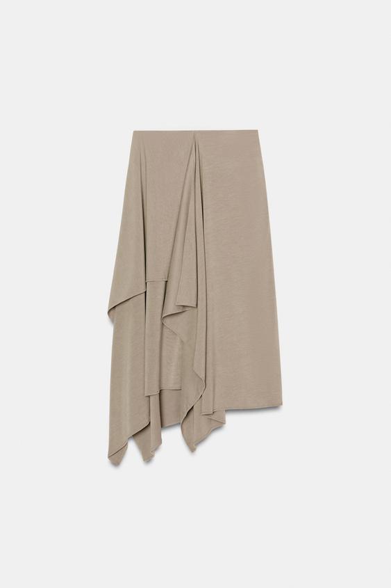 Jupe asymétrique fluide