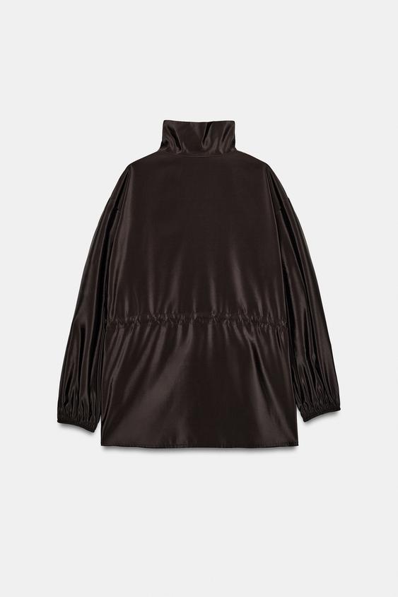 Veste à col montant taille réglable