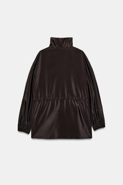 Veste à col montant taille réglable