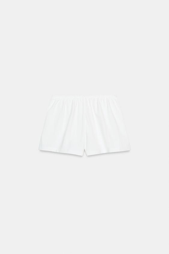 Short brodé