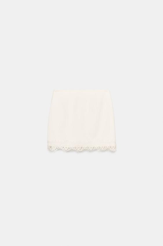 Jupe-culotte bas en dentelle