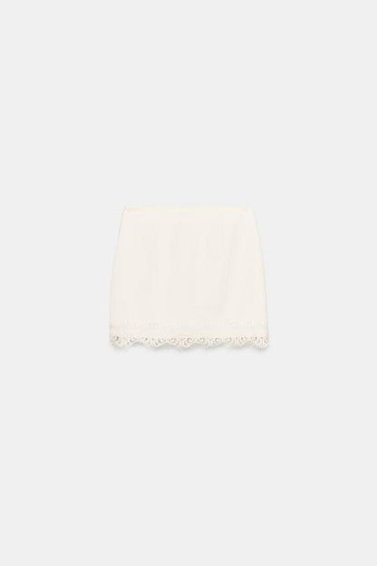 Jupe-culotte bas en dentelle