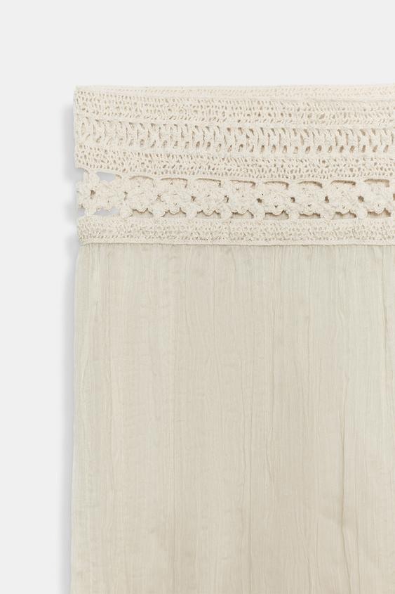 Pantalon contrasté au crochet