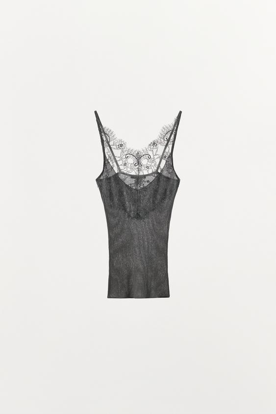 Top en maille à bretelles en dentelle