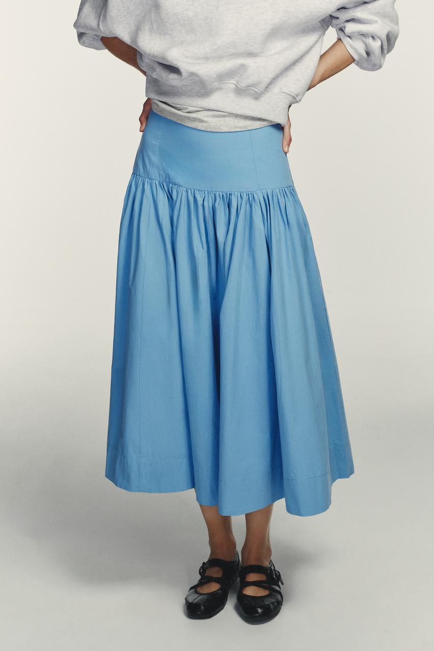 Jupe midi à volume