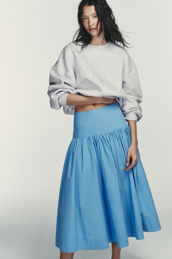 Jupe midi à volume