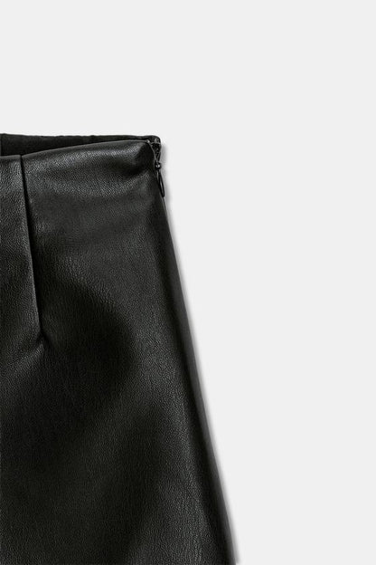 Short taille haute effet cuir