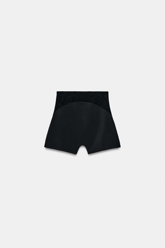 Short contrasté en polyamide