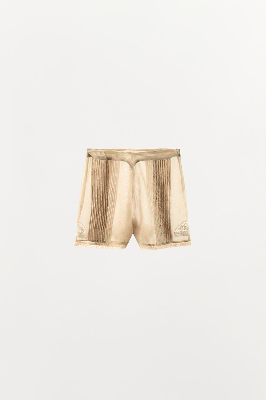 Short en organza imprimé et brodé