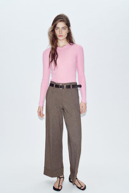 Pantalon chevrons avec ceinture