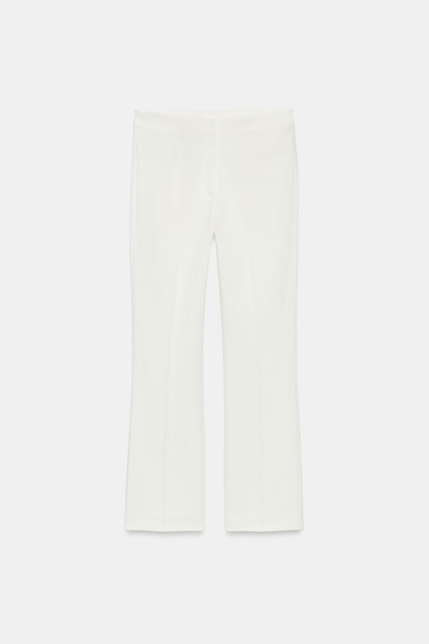 Pantalon légèrement évasé