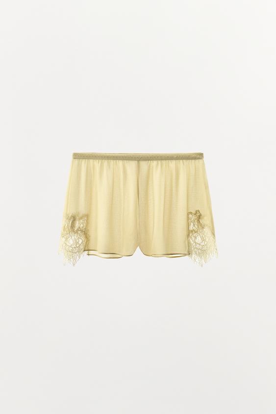 Short en georgette et dentelle