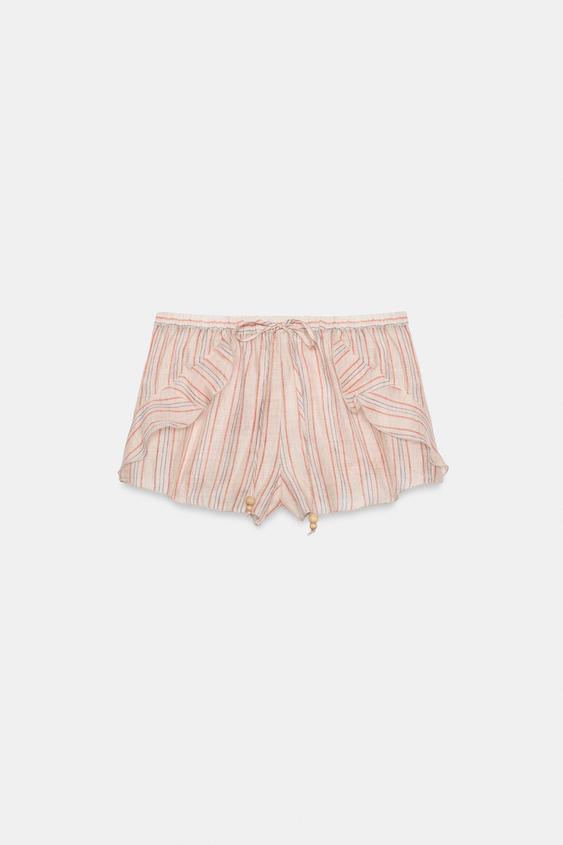 Short à rayures et volants