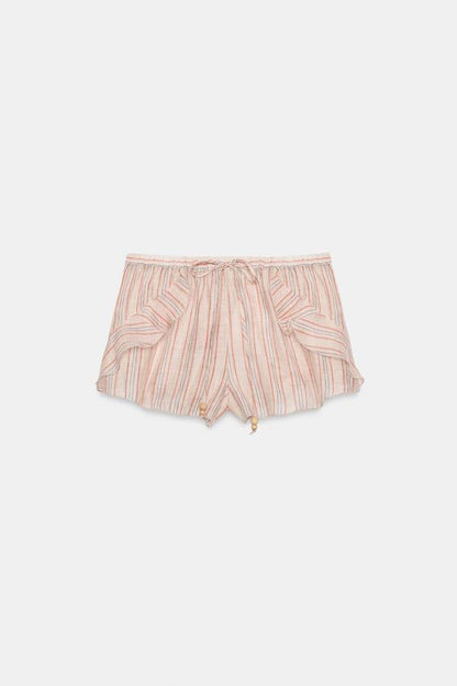 Short à rayures et volants
