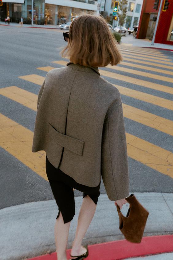 Manteau court en laine