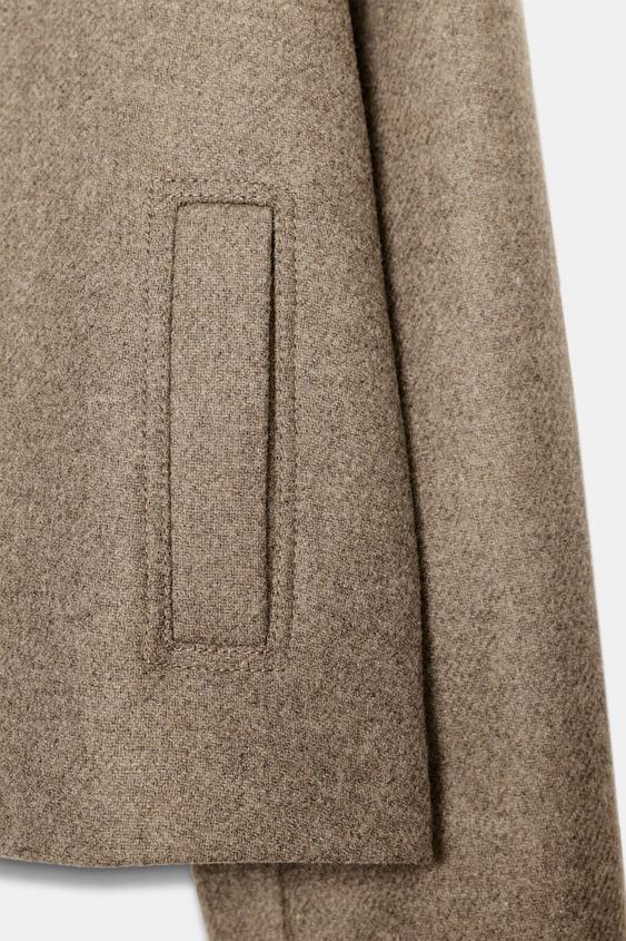 Manteau court en laine