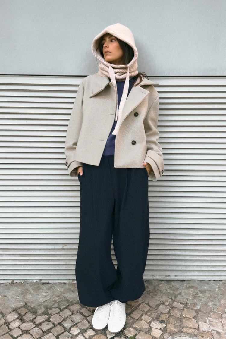 Manteau court à col montant