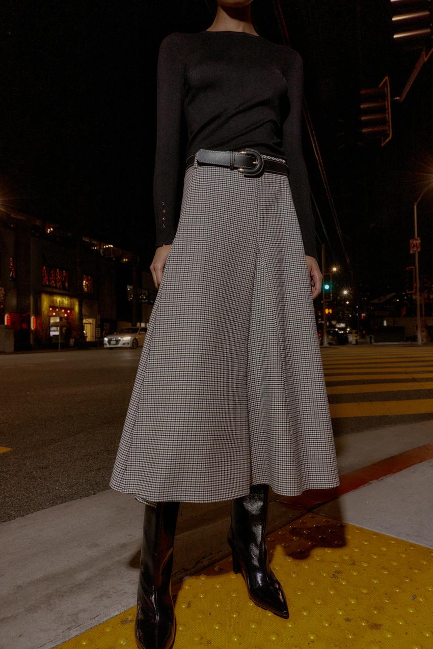 Jupe midi à carreaux avec ceinture
