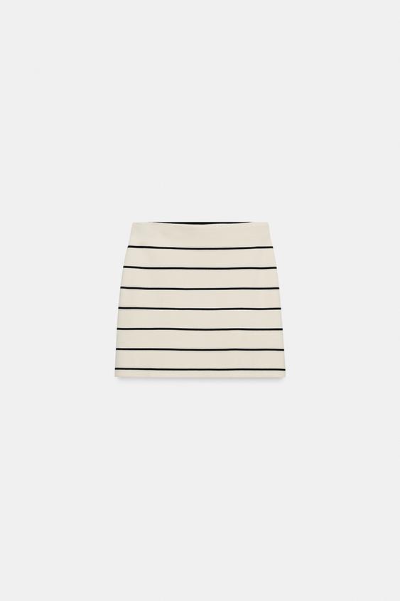 Jupe mini en maille rayée