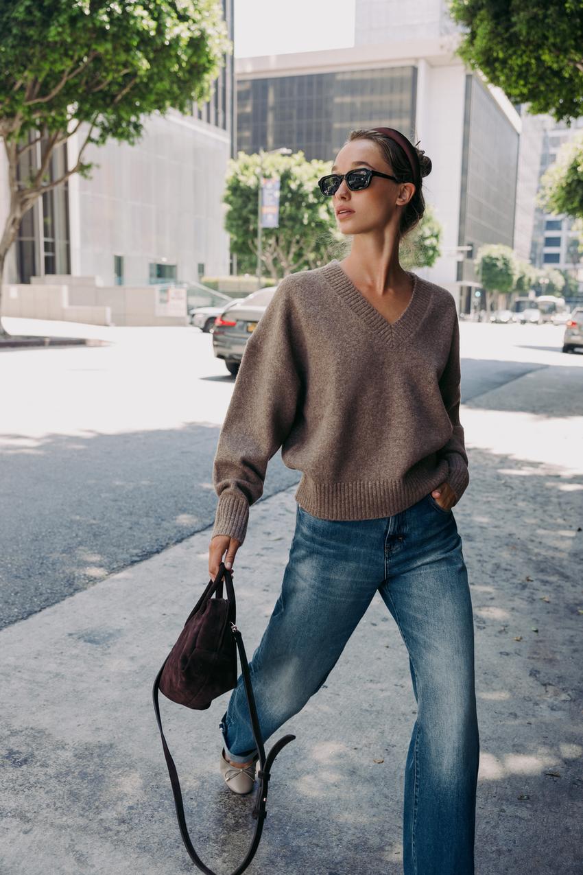 Pull doux en maille décolleté en V