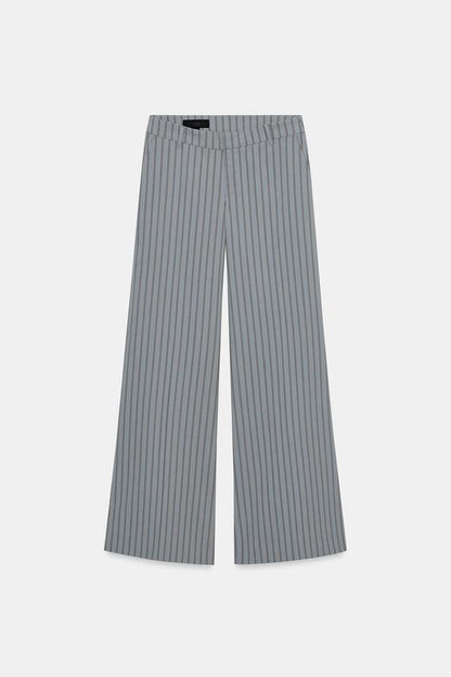 Pantalon évasé à fines rayures