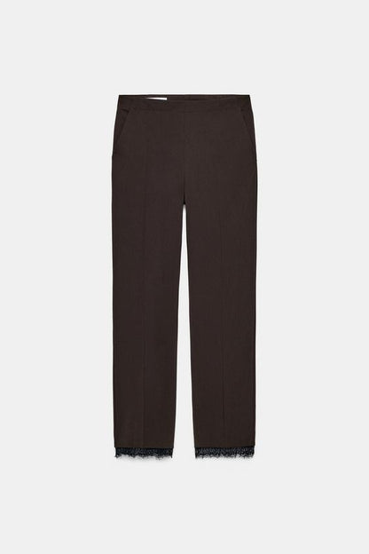 Pantalon court en dentelle