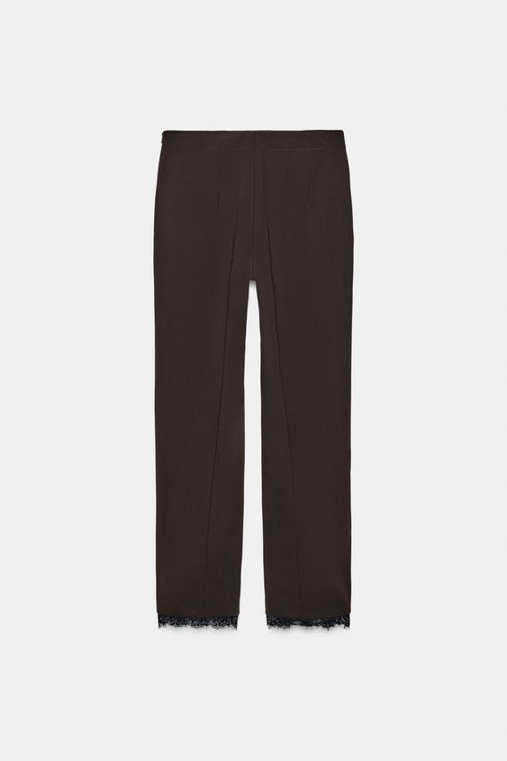 Pantalon court en dentelle